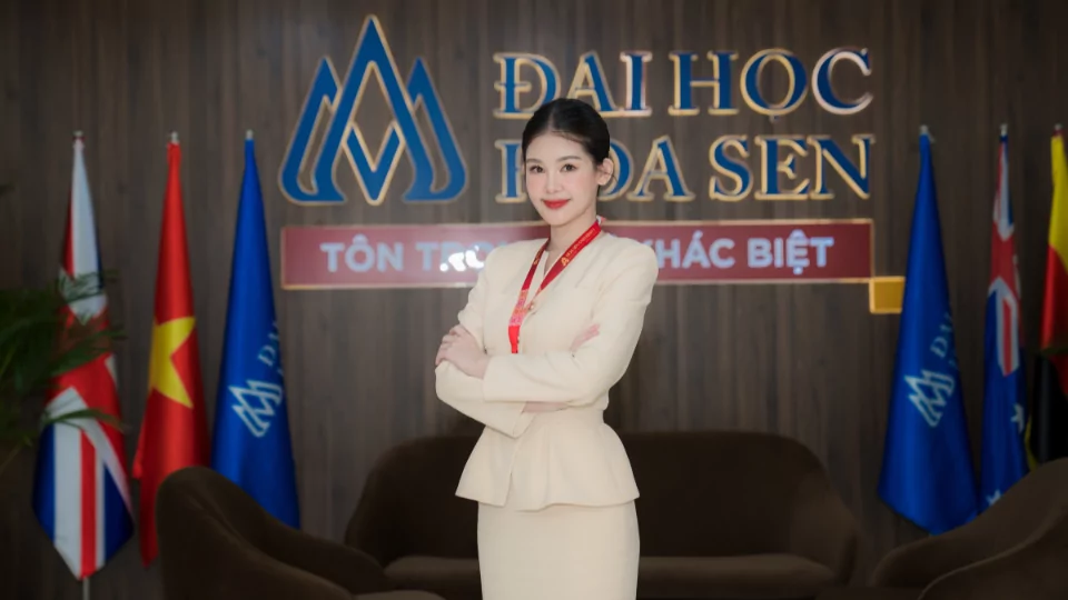 Lê Âu Ngân Anh là ai? Tiểu sử Hoa Hậu – Thạc sĩ Lê Âu Ngân Anh